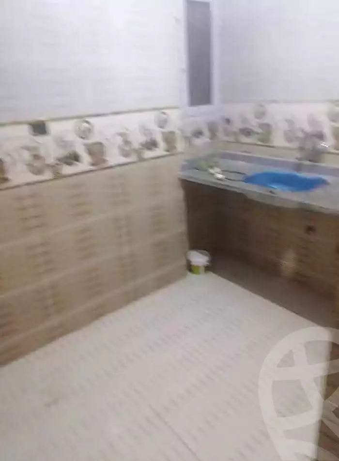 https://aqarmap.com.eg/en/listing/6783037-for-rent-alexandria-l-jmy-lbytsh-el-hay-st