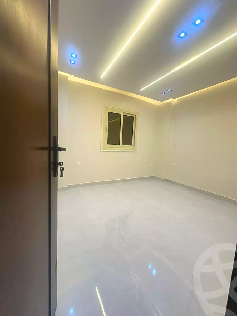 https://aqarmap.com.eg/ar/listing/6783641-for-sale-cairo-6th-of-october-el-ahyaa-neighborhood-4th-neighbourhood-2