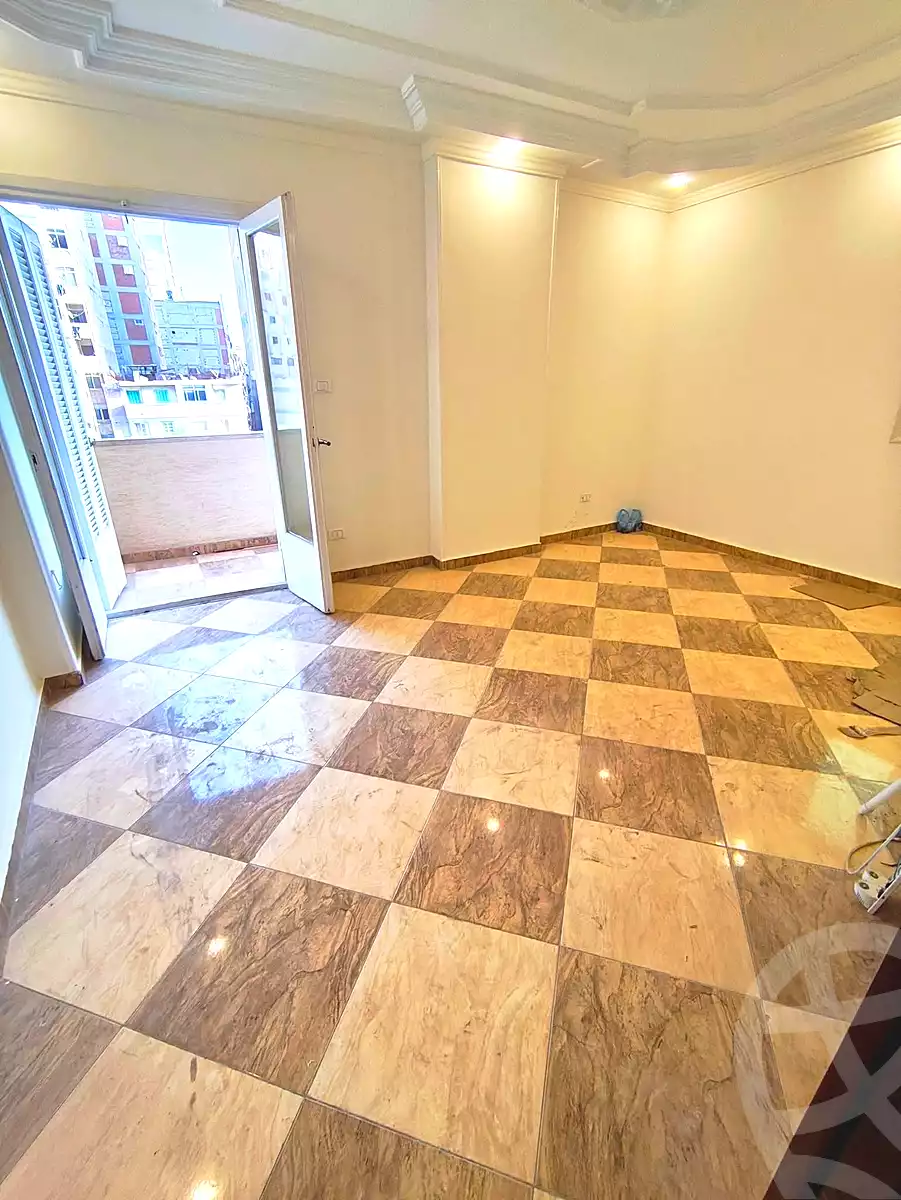 https://aqarmap.com.eg/en/listing/6783853-for-sale-alexandria-el-asafra-l-sfr-bhry