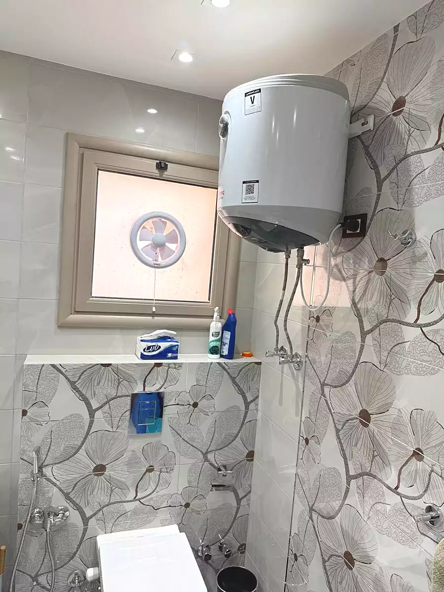 https://aqarmap.com.eg/ar/listing/6783909-for-sale-cairo-new-cairo-compounds-galleria-moon-valley-compound-arabia