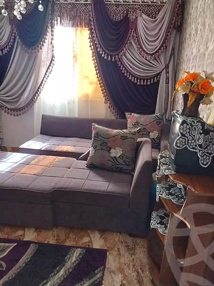 https://aqarmap.com.eg/ar/listing/6784083-for-sale-alexandria-sydy-bshr-sydy-bshr-bhry-mohamed-el-srafi-st.
