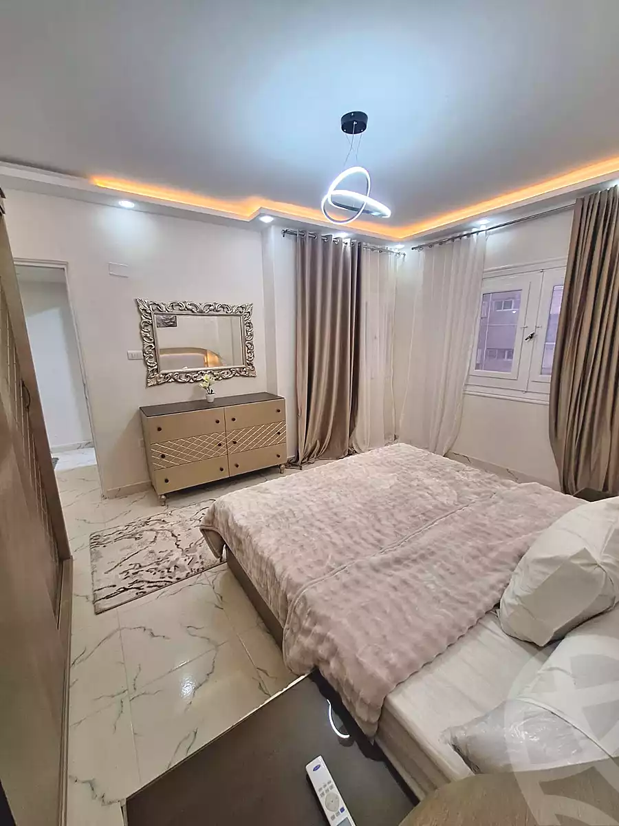 https://aqarmap.com.eg/ar/listing/6784445-for-rent-cairo-el-maadi-kornish-el-maadi-brj-thmn