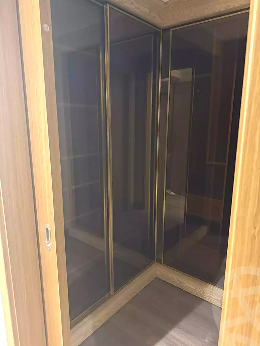 https://aqarmap.com.eg/ar/listing/6784727-for-sale-cairo-el-sheikh-zayed-city-compounds-zyd-wr-llttwyr-z-tower