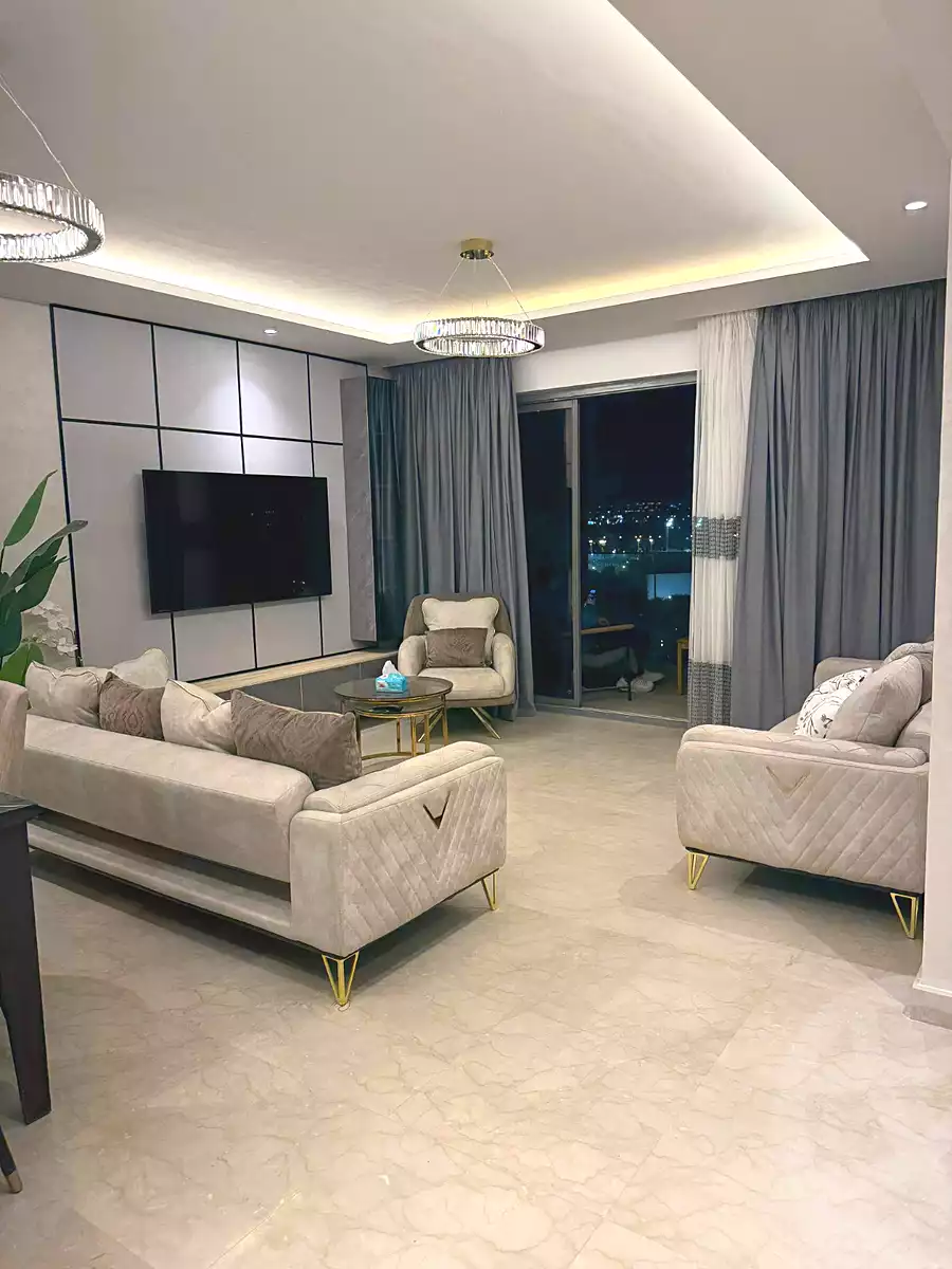 https://aqarmap.com.eg/ar/listing/6784727-for-sale-cairo-el-sheikh-zayed-city-compounds-zyd-wr-llttwyr-z-tower