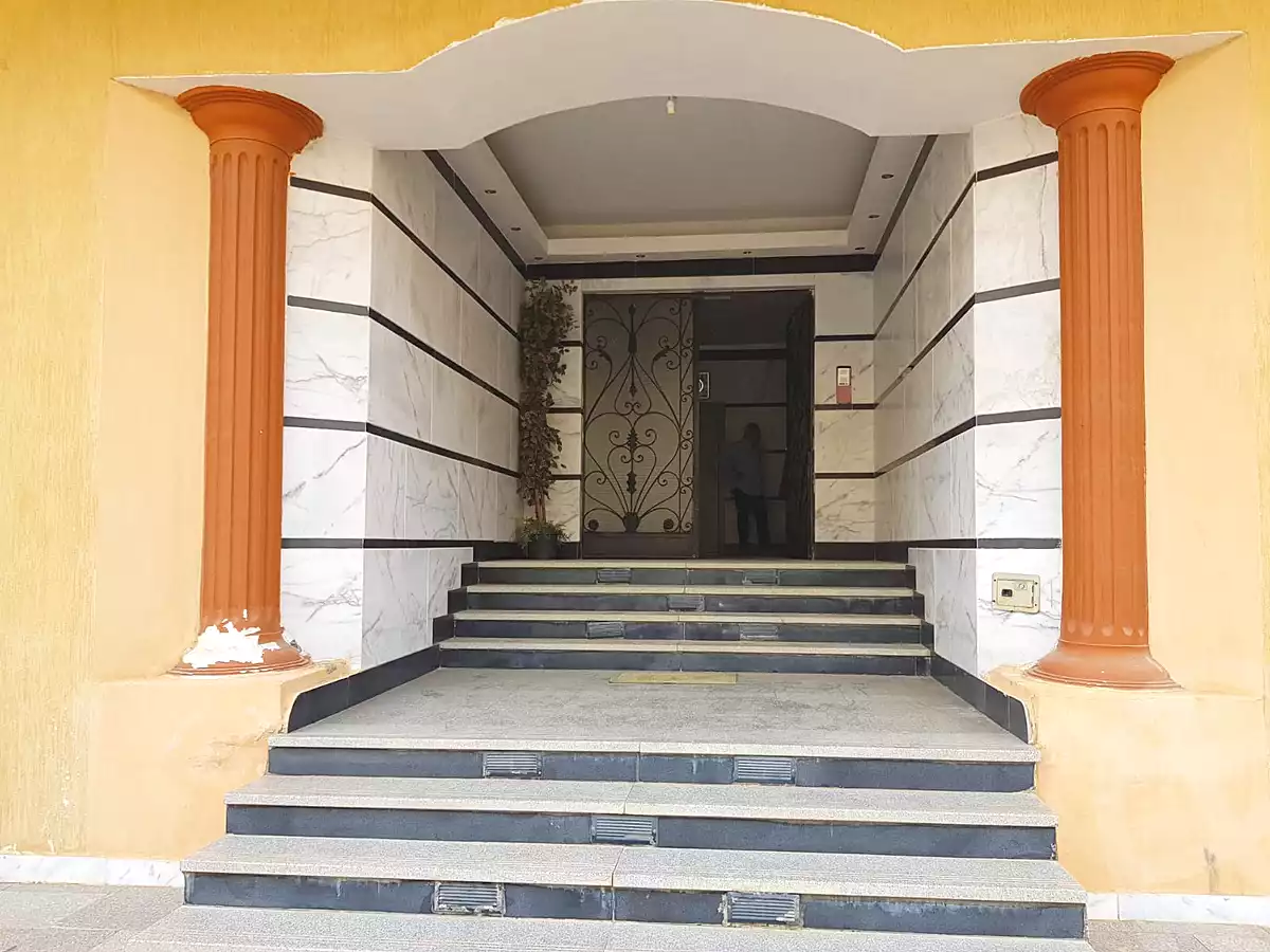 https://aqarmap.com.eg/en/listing/6784994-for-sale-cairo-new-cairo-el-narges-el-narges-omarat-mohamed-sabry-abu-alam-st
