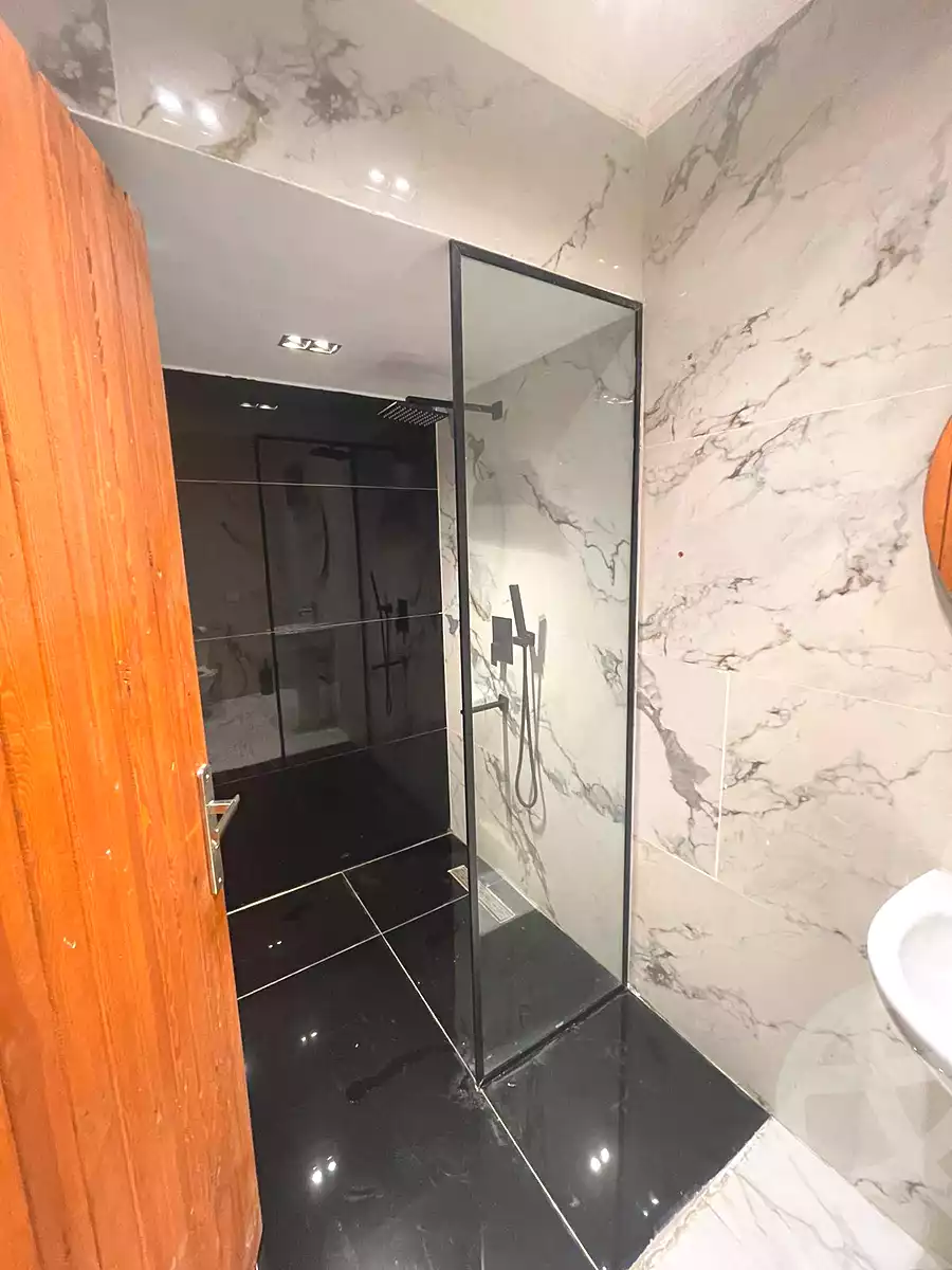 https://aqarmap.com.eg/ar/listing/6785097-for-rent-cairo-new-cairo-madinaty-lmntq-lwl-fylt-madinaty-road