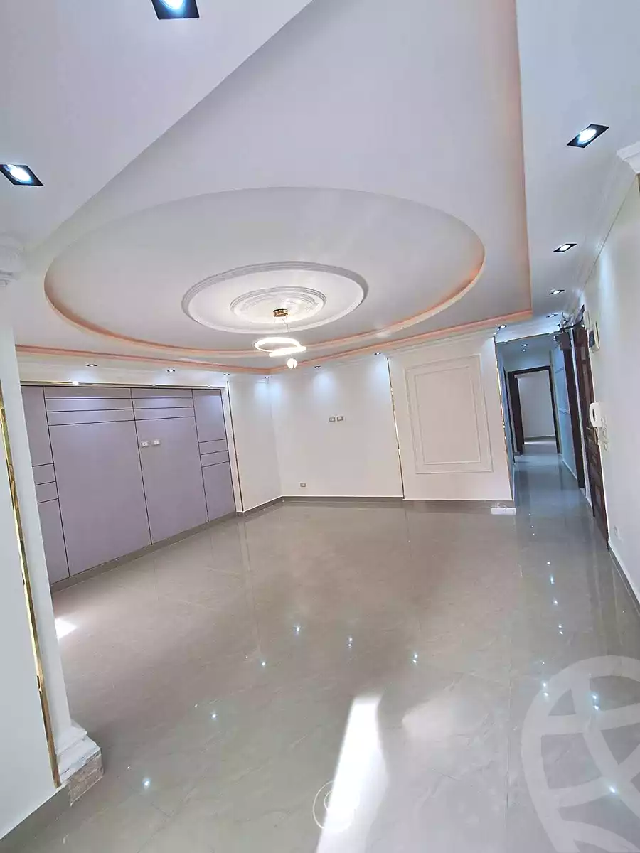 https://aqarmap.com.eg/ar/listing/6785649-for-sale-alexandria-sydy-bshr-sydy-bshr-bhry-gamal-abd-el-nasir-st