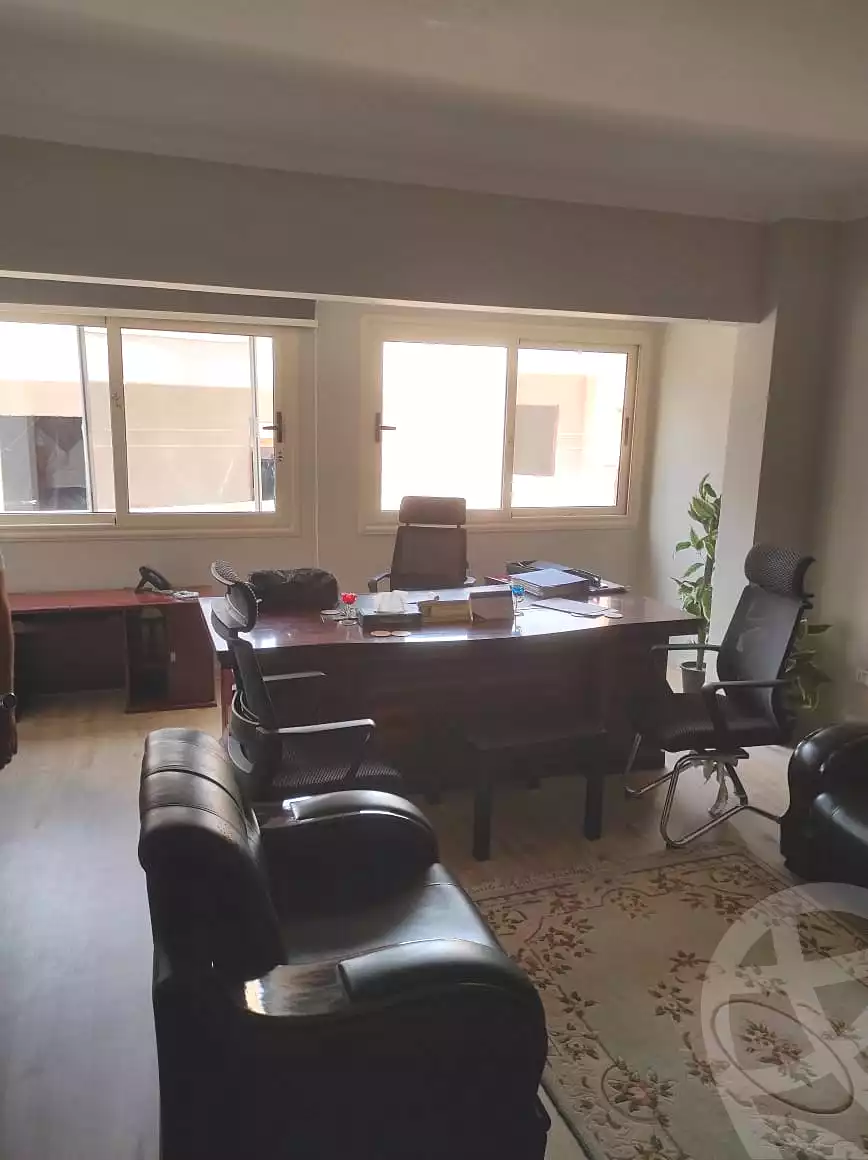https://aqarmap.com.eg/ar/listing/6785684-for-sale-cairo-new-cairo-el-narges-el-narges-8-omar-makram-street