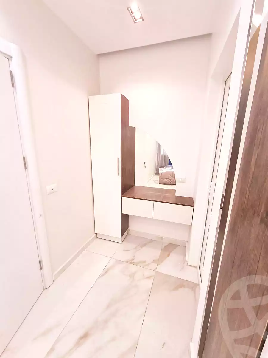 https://aqarmap.com.eg/ar/listing/6786301-for-rent-cairo-6th-of-october-lhsry