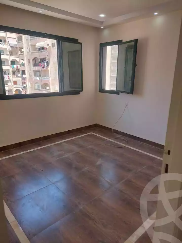 https://aqarmap.com.eg/ar/listing/6786579-for-sale-alexandria-el-mandara-al-mahdaoi-st