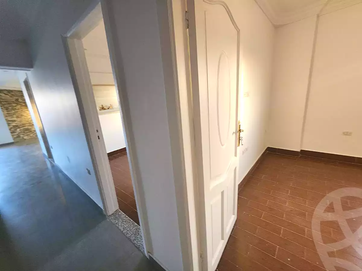 https://aqarmap.com.eg/ar/listing/6786780-for-sale-cairo-new-cairo-el-narges-el-narges-omarat-abdallah-el-nadim-st