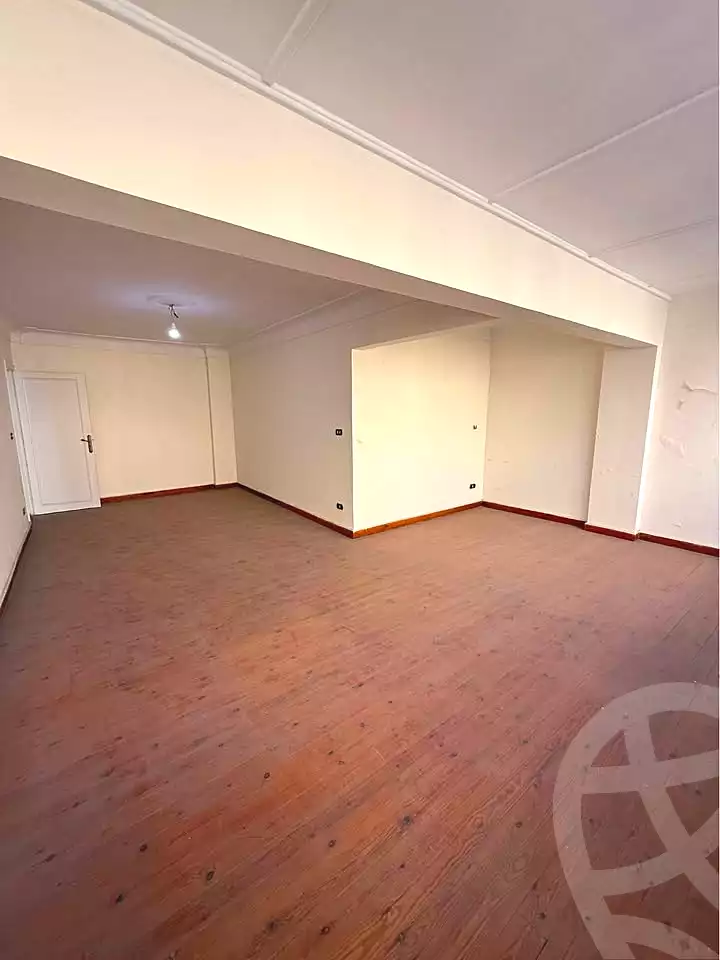 https://aqarmap.com.eg/ar/listing/6788245-for-sale-alexandria-el-asafra-ahmed-tiesser-st