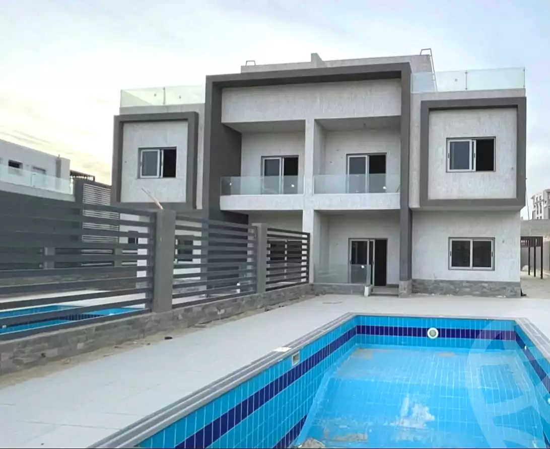 https://aqarmap.com.eg/ar/listing/6789026-for-sale-cairo-el-sheikh-zayed-city-compounds-el-khamayel