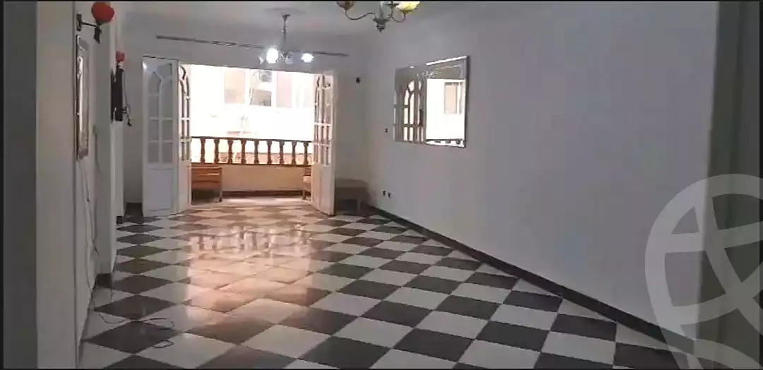 https://aqarmap.com.eg/en/listing/6789084-for-sale-alexandria-el-mandara-shr-jml-bd-lnsr