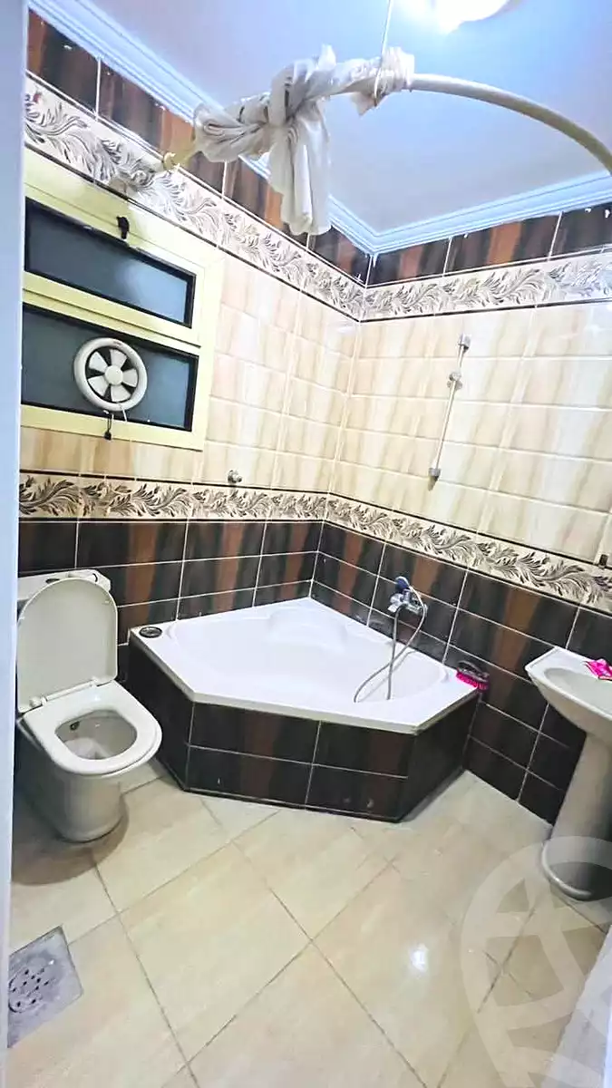https://aqarmap.com.eg/ar/listing/6789152-for-sale-alexandria-miami-kaad-assrab-al-bhar-st