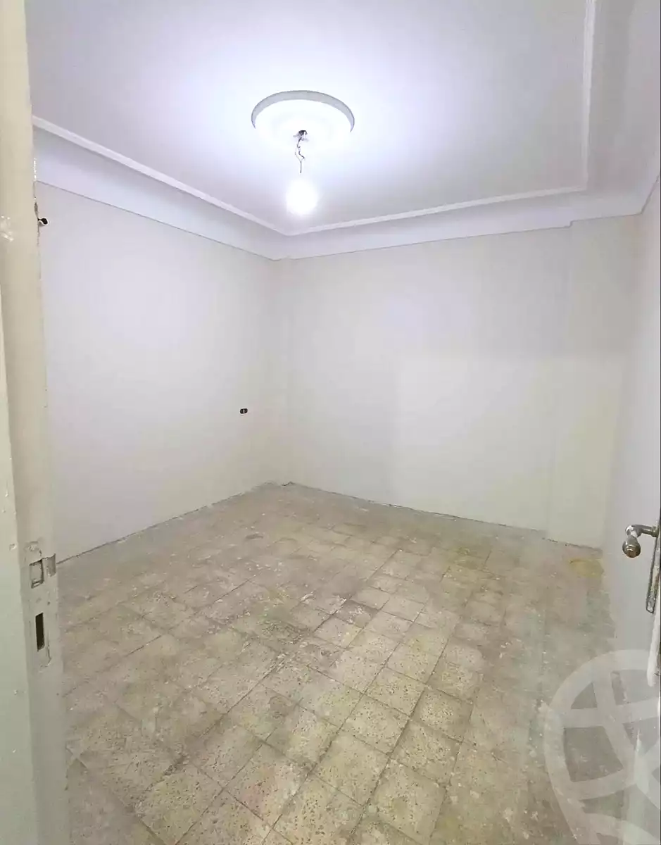 https://aqarmap.com.eg/ar/listing/6789987-for-sale-alexandria-lsywf-el-falki-street-16-el-eslah