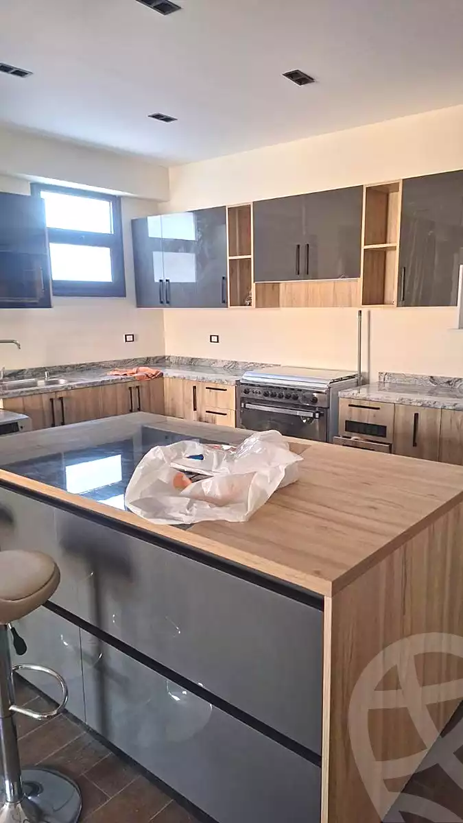 https://aqarmap.com.eg/en/listing/6790198-for-rent-cairo-6th-of-october-compounds-knry