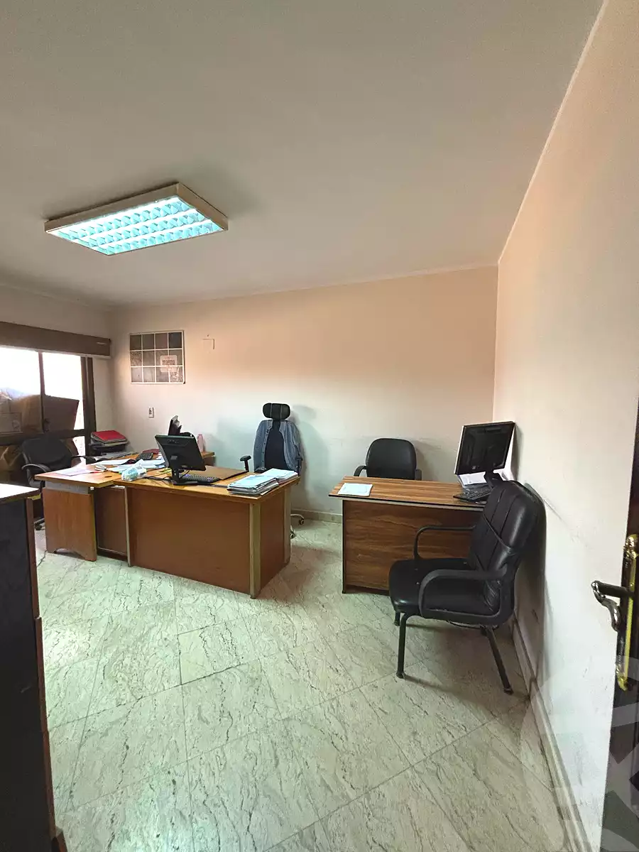 https://aqarmap.com.eg/ar/listing/6790709-for-rent-cairo-el-maadi-autostrad