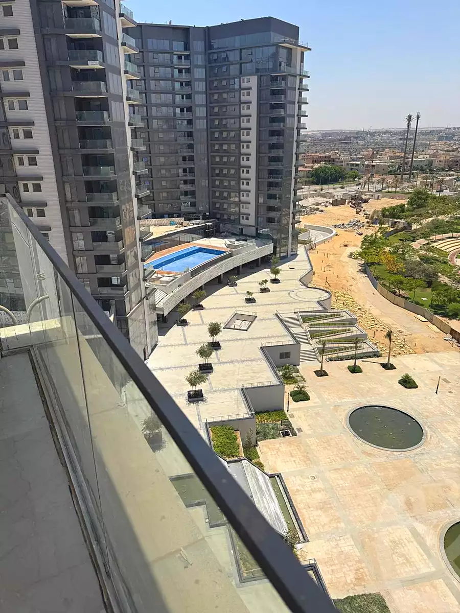 https://aqarmap.com.eg/ar/listing/6790703-for-sale-cairo-el-sheikh-zayed-city-compounds-zyd-wr-llttwyr-z-tower