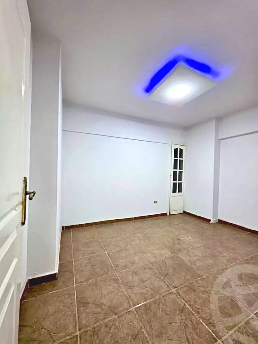 https://aqarmap.com.eg/en/listing/6791856-for-sale-alexandria-el-asafra-menaa-aghadir-st