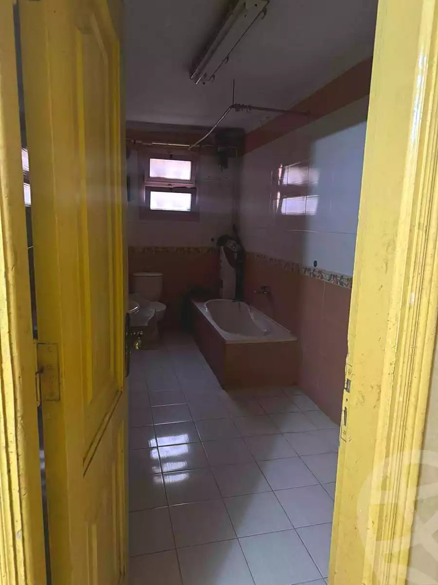 https://aqarmap.com.eg/ar/listing/6791889-for-sale-cairo-helwan-sherif-st