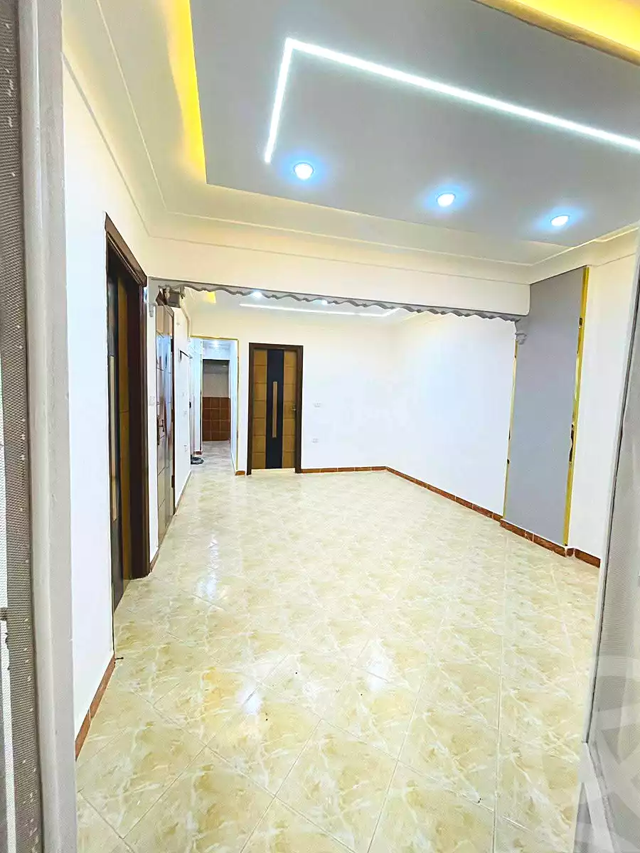 https://aqarmap.com.eg/en/listing/6792009-for-sale-alexandria-lsywf-el-falki