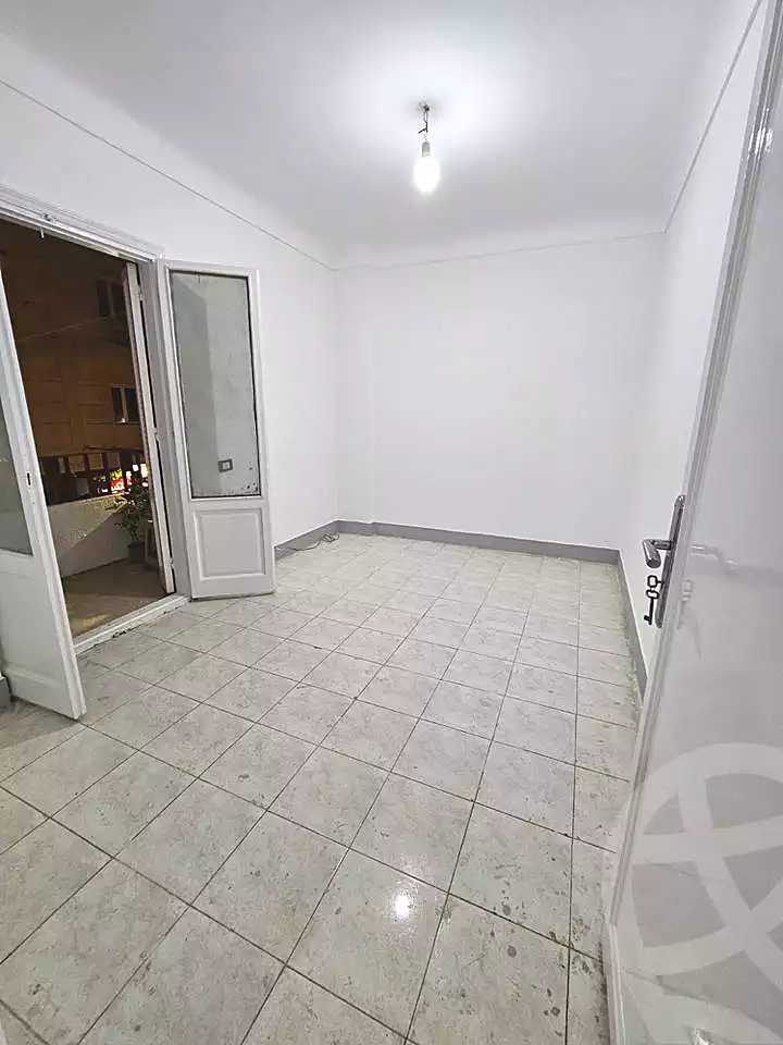 https://aqarmap.com.eg/ar/listing/6792260-for-sale-alexandria-sydy-bshr-sydy-bshr-bhry-gamal-abd-el-nasir-st