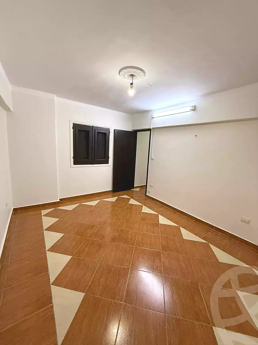 https://aqarmap.com.eg/ar/listing/6792459-for-sale-alexandria-el-asafra-l-sfr-bhry