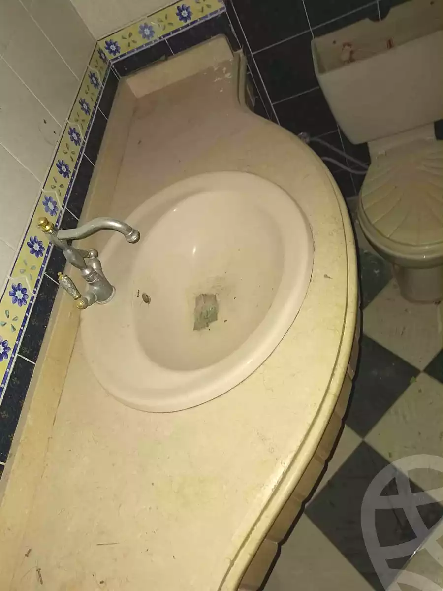 https://aqarmap.com.eg/ar/listing/6792918-for-rent-alexandria-l-jmy-bw-ywsf