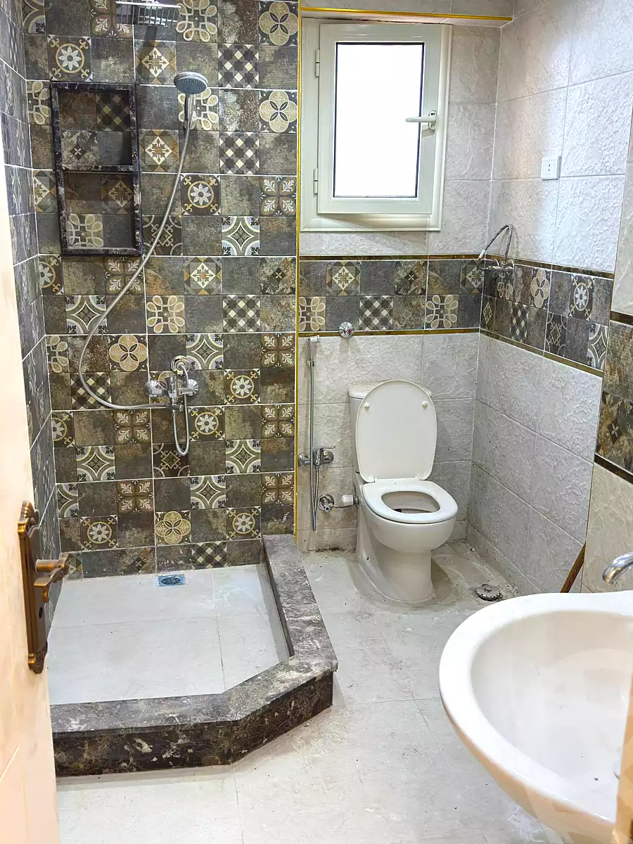 https://aqarmap.com.eg/ar/listing/6793494-for-sale-alexandria-sydy-bshr-sydy-bshr-qbly-mohamed-farid-st