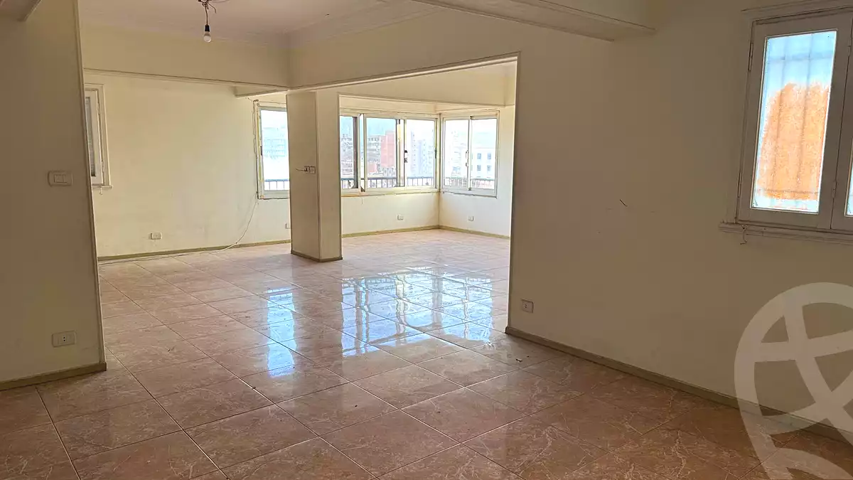https://aqarmap.com.eg/ar/listing/6793607-for-sale-cairo-el-zaher-ramsis-st