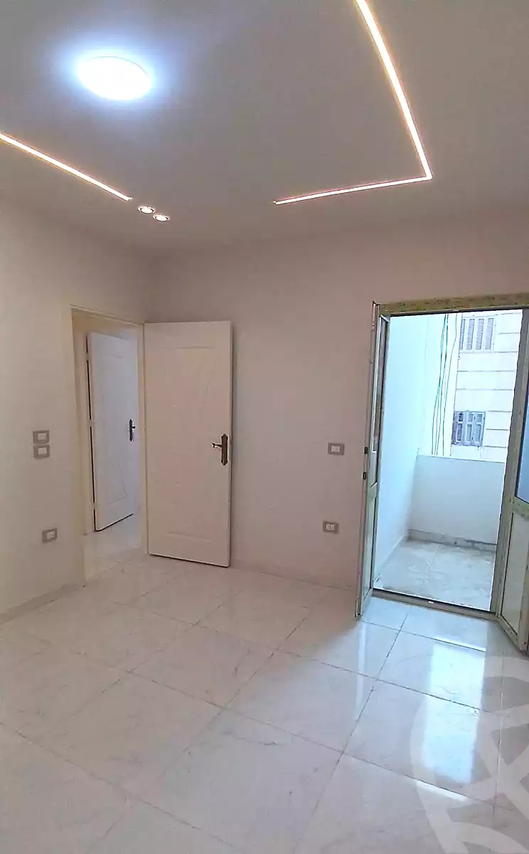 https://aqarmap.com.eg/ar/listing/6793987-for-sale-alexandria-lsywf-abd-el-fattah-el-shashaei-st