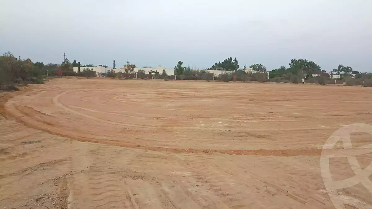 https://aqarmap.com.eg/ar/listing/6794819-for-sale-cairo-el-sheikh-zayed-city-alex-cairo-desert-road-mdyn-sfnks-ljdyd-sandorini