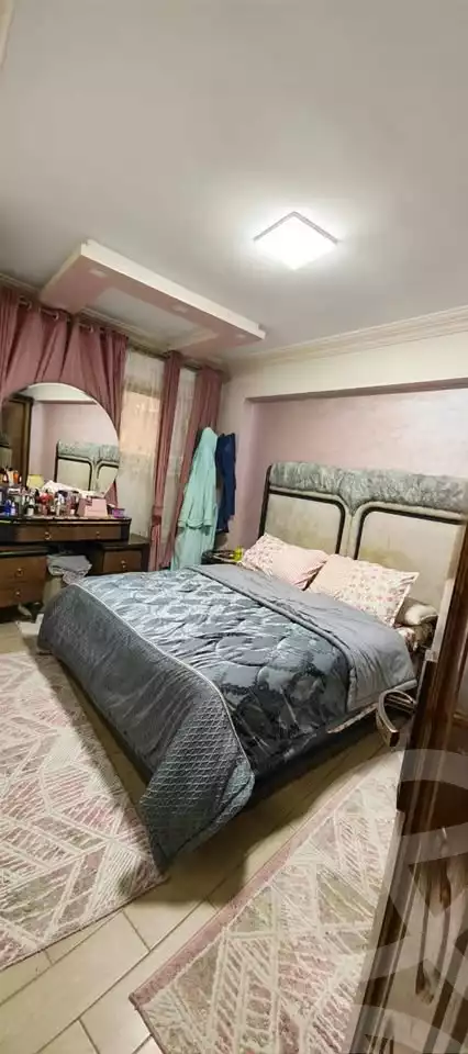 https://aqarmap.com.eg/ar/listing/6795048-for-sale-alexandria-l-jmy-lbytsh-qased-kareem-st