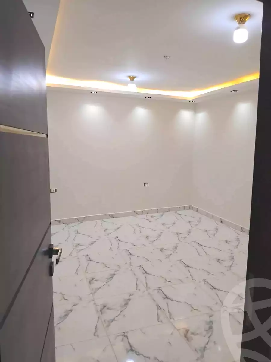 https://aqarmap.com.eg/en/listing/6795070-for-sale-cairo-helwan-hadayek-helwan-el-eshrein-st