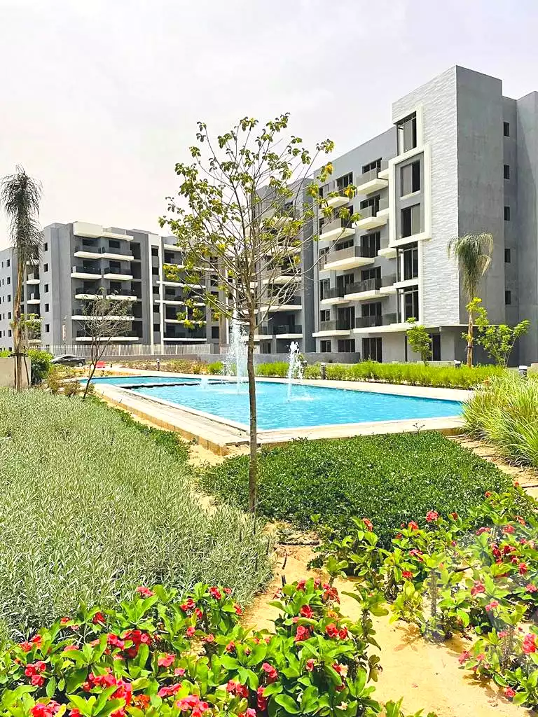 https://aqarmap.com.eg/ar/listing/6795067-for-sale-cairo-6th-of-october-hadaeq-october-compounds-sun-capital
