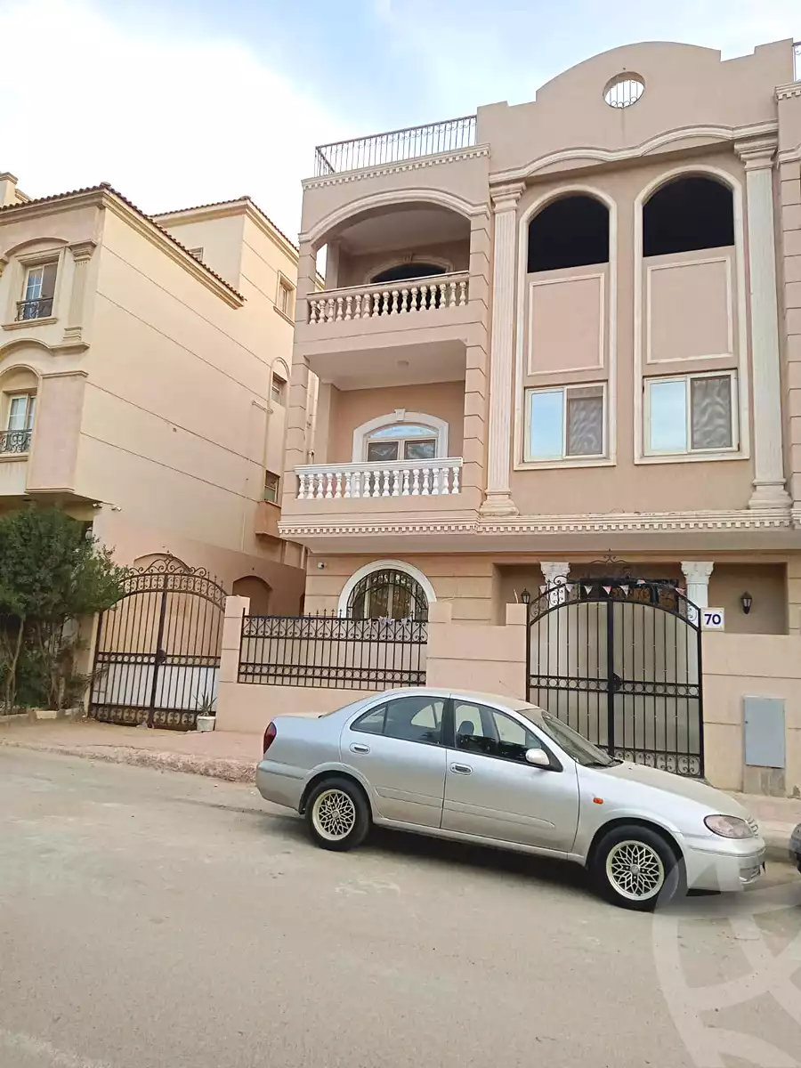 https://aqarmap.com.eg/ar/listing/6795838-for-sale-cairo-new-cairo-el-ahyaa-second-neighborhood-street-70