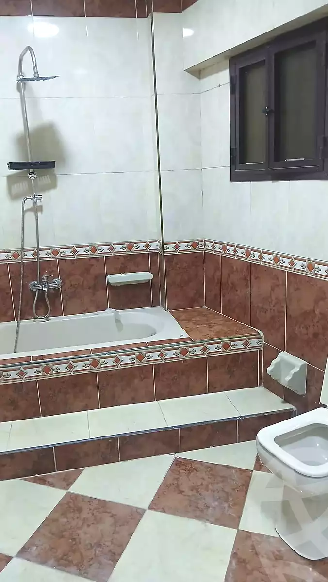 https://aqarmap.com.eg/ar/listing/6796250-for-sale-cairo-shoubra-rod-el-farag