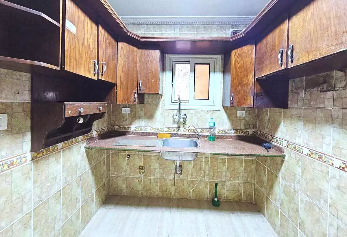 https://aqarmap.com.eg/ar/listing/6796906-for-sale-alexandria-miami-45-street