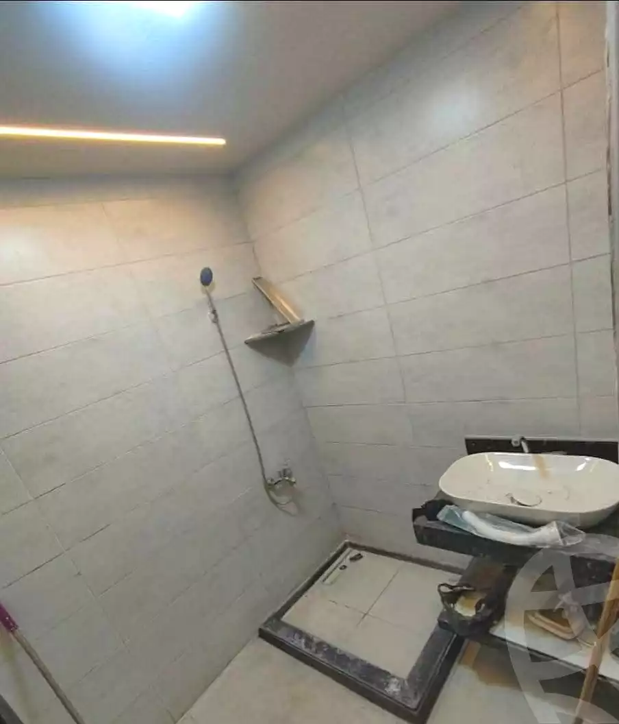 https://aqarmap.com.eg/ar/listing/6797449-for-sale-alexandria-l-jmy-lbytsh-ibrahim-othman-st
