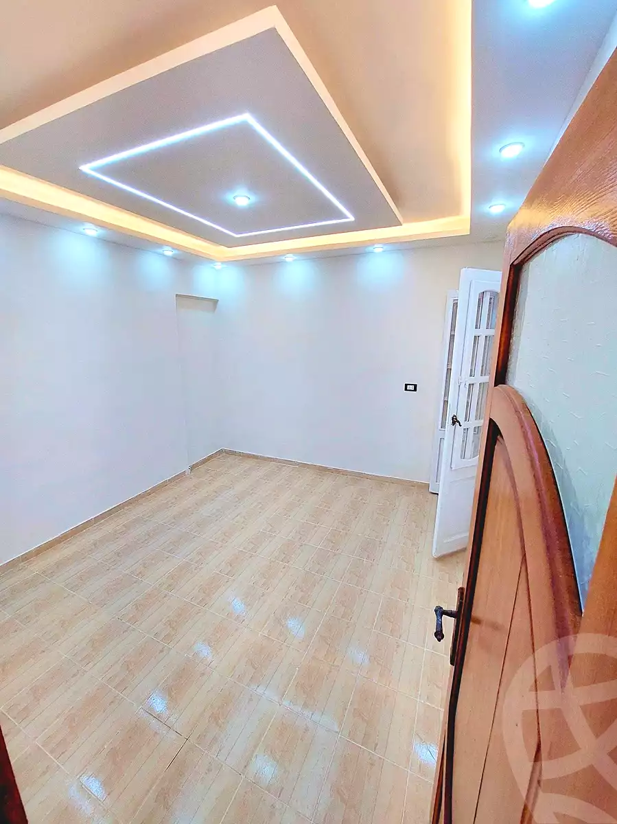 https://aqarmap.com.eg/en/listing/6798026-for-sale-alexandria-el-mandara-shr-mlk-hfny