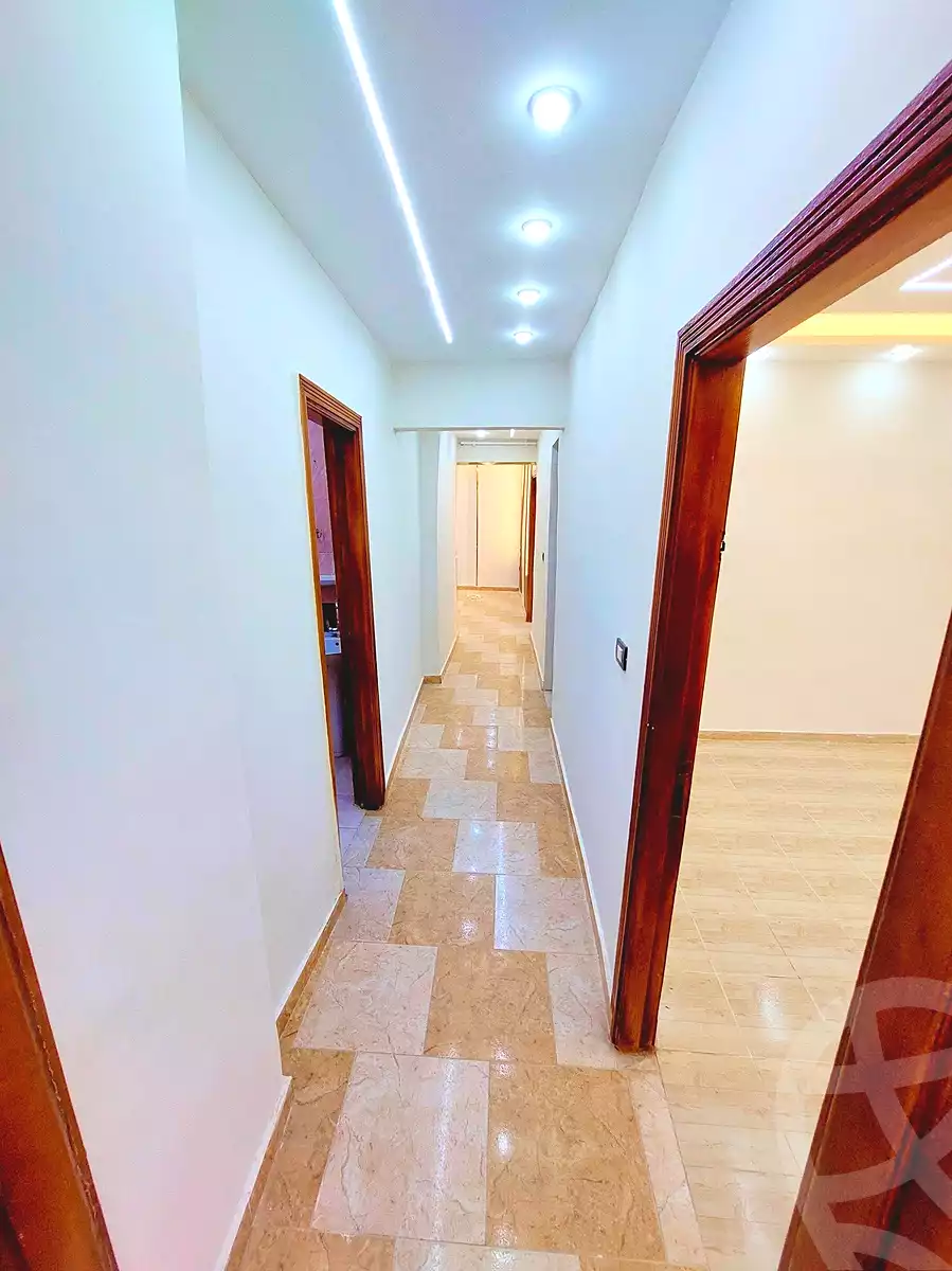 https://aqarmap.com.eg/en/listing/6798026-for-sale-alexandria-el-mandara-shr-mlk-hfny