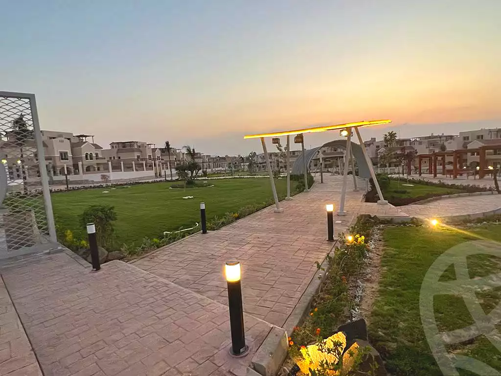 https://aqarmap.com.eg/en/listing/6799242-for-sale-cairo-el-sheikh-zayed-city-compounds-el-khamayel