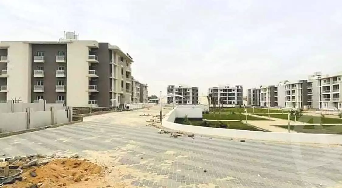 https://aqarmap.com.eg/en/listing/6799242-for-sale-cairo-el-sheikh-zayed-city-compounds-el-khamayel