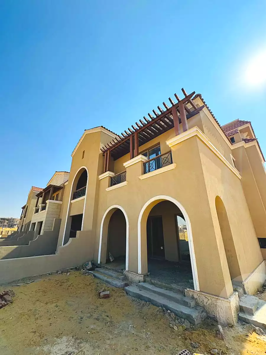 https://aqarmap.com.eg/ar/listing/6799195-for-sale-cairo-el-shorouk-compounds-yfy-ryzydns