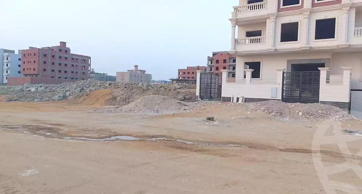 https://aqarmap.com.eg/ar/listing/6799701-for-sale-cairo-new-cairo-bait-el-watan-south-suez-road-el-hay-el-takmely