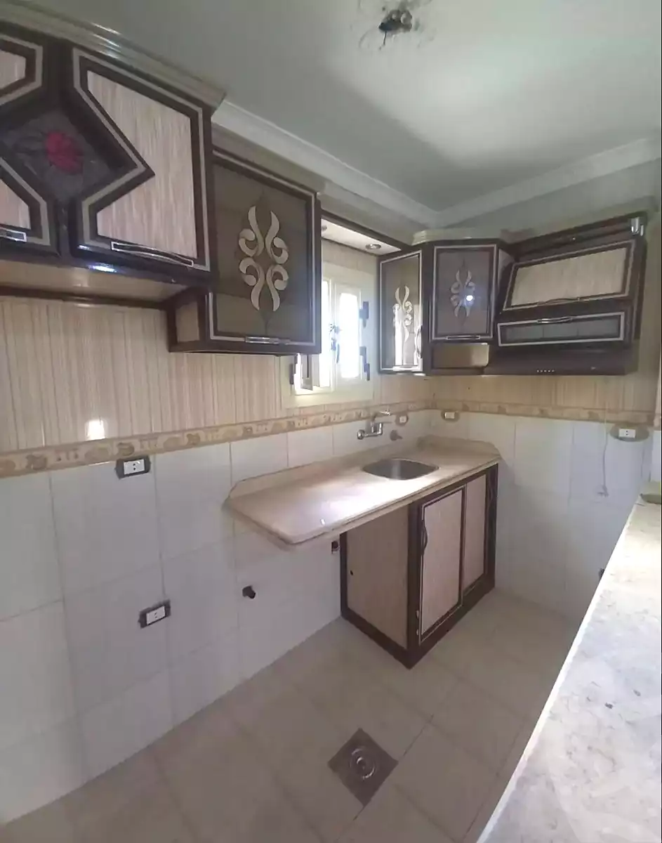 https://aqarmap.com.eg/ar/listing/6800296-for-sale-alexandria-sydy-bshr-sydy-bshr-bhry
