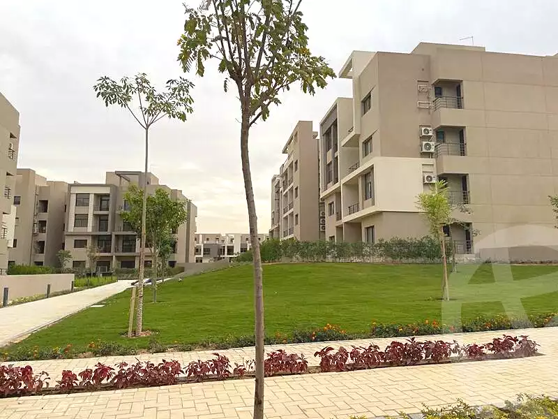 https://aqarmap.com.eg/ar/listing/6800606-for-sale-cairo-new-cairo-compounds-fifth-square