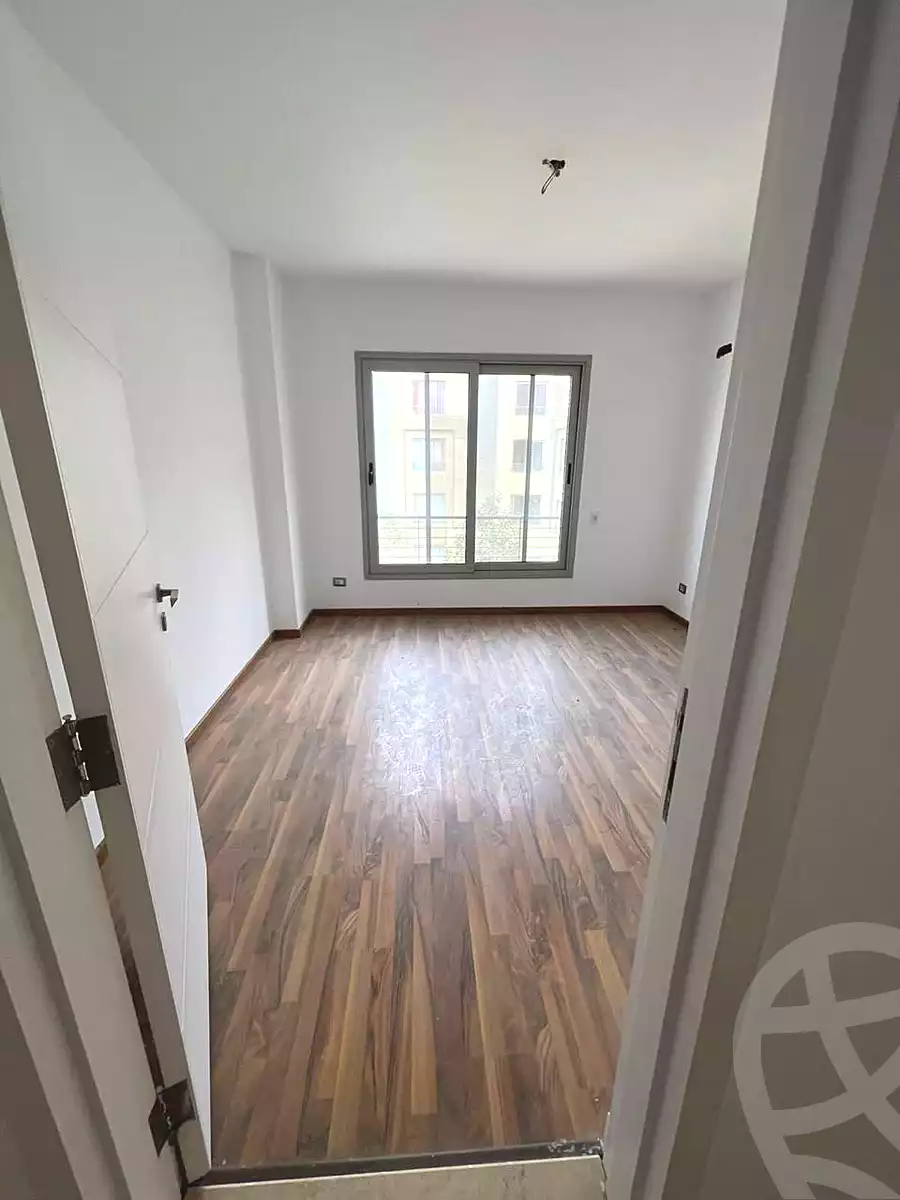 https://aqarmap.com.eg/en/listing/6800809-for-sale-cairo-6th-of-october-compounds-palm-parks
