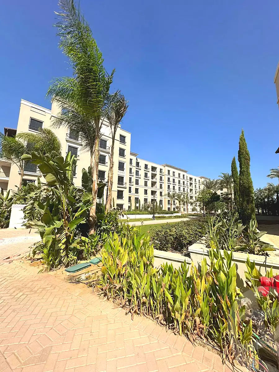 https://aqarmap.com.eg/ar/listing/6800879-for-sale-cairo-el-sheikh-zayed-city-compounds-kmbwnd-fyldj-wyst-dr-llttwyr